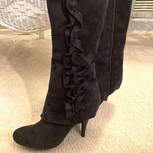 Gray Suede Boots - Fergalicious